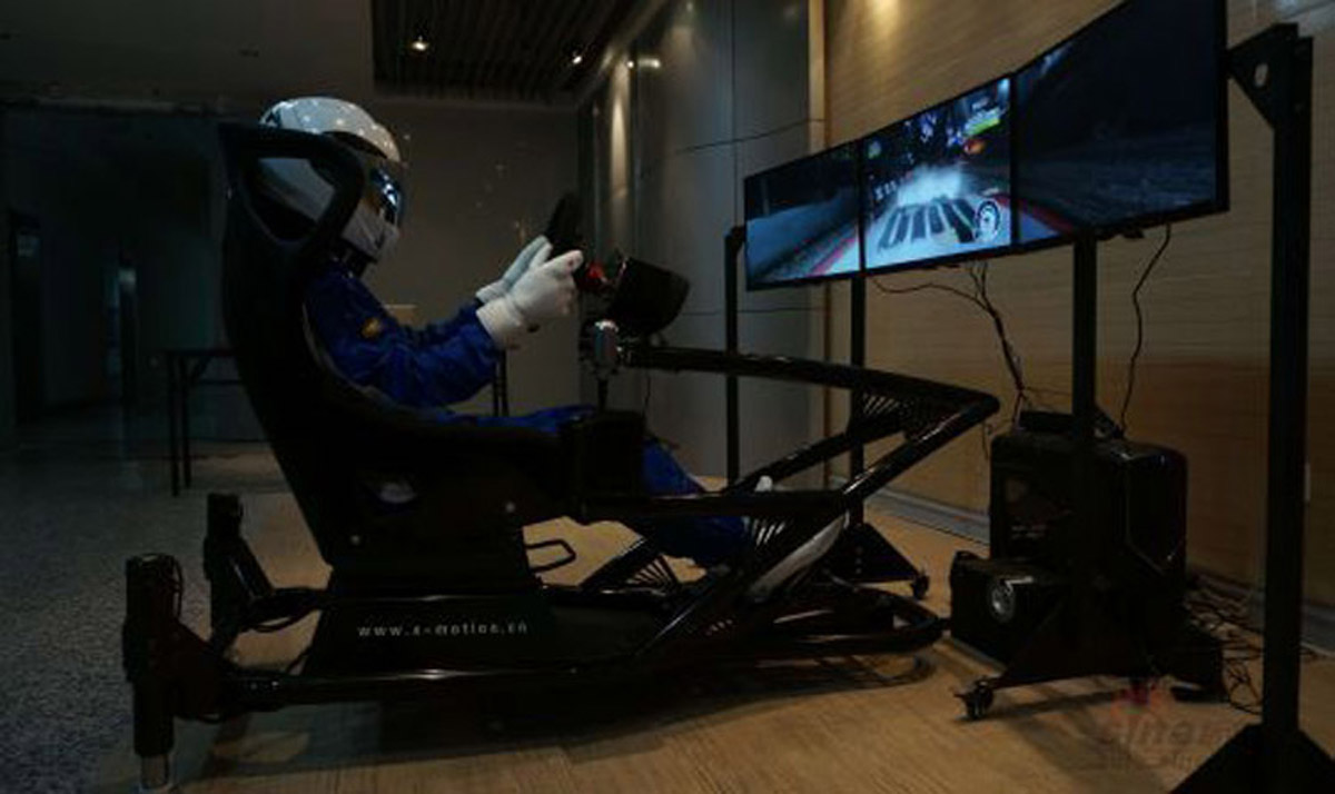 天峻县教育体验动感模拟赛车