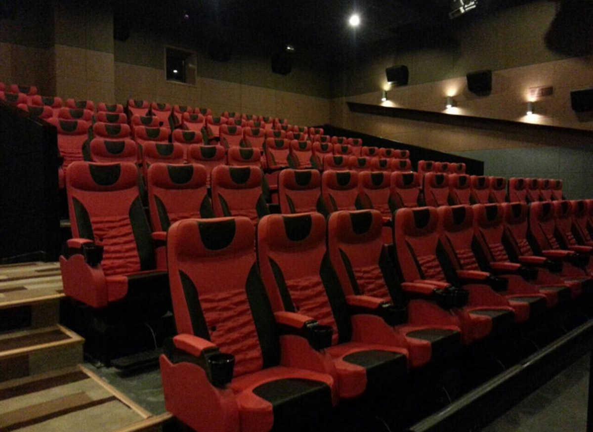 教育体验4d电影院专用动感座椅.jpg