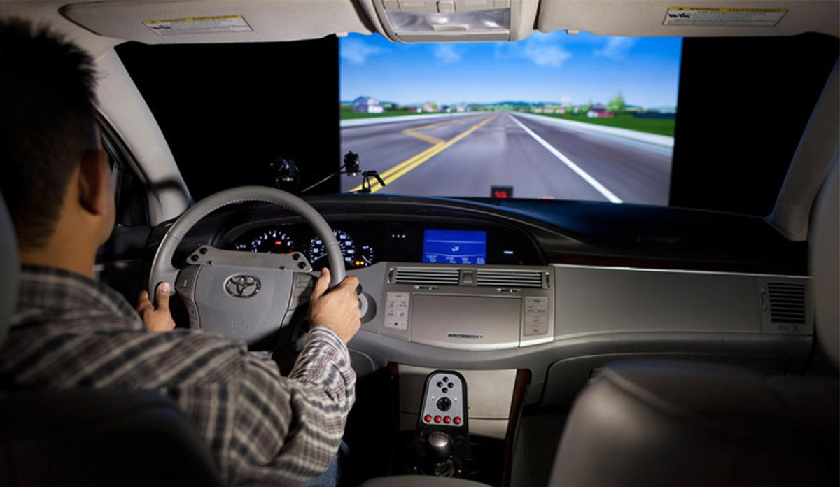 西区教育体验动感汽车驾驶模拟器